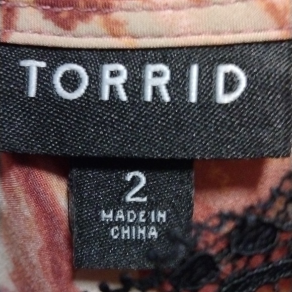 Torrid Floral Lace Tank Top - Picture 2 of 8